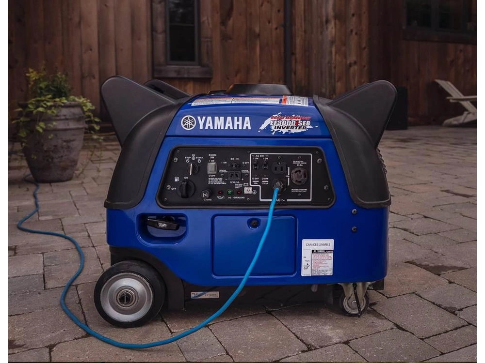 2024 Yamaha Ef30isebx alt