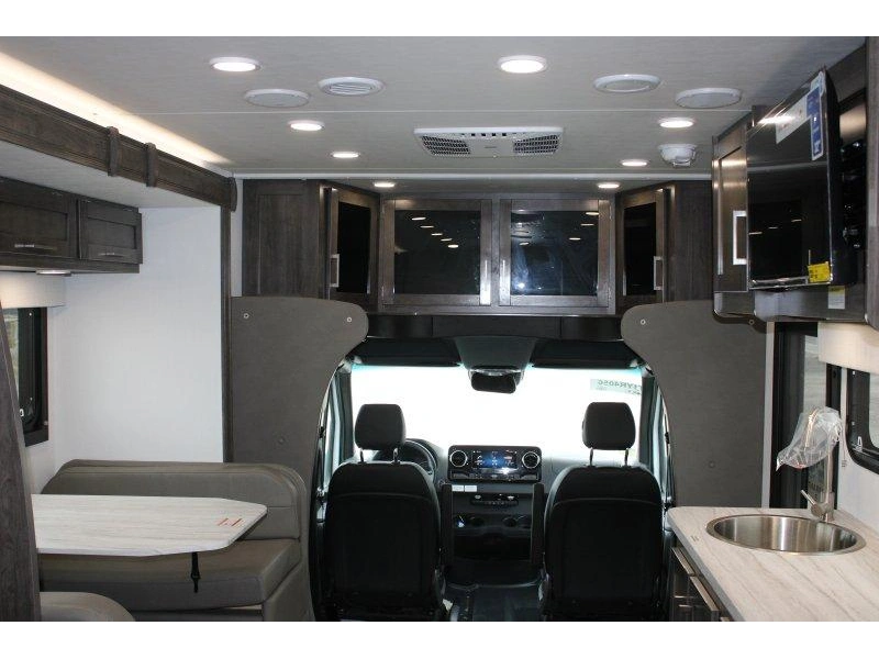 Jayco Melbourne 24r 2026 alt