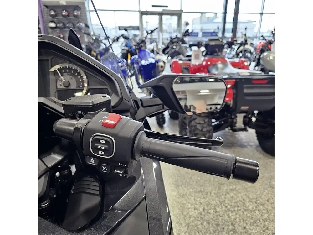 2026 Honda Goldwing Tour 6 Speed alt