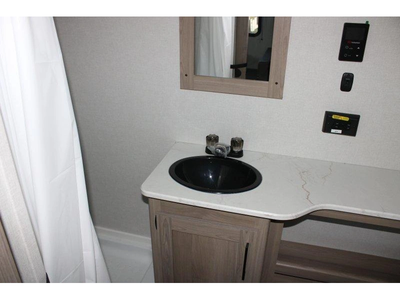 Keystone Rv Coleman 27b 2026 alt