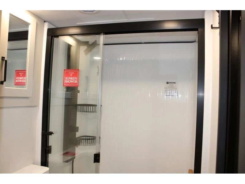 Grand Design Momentum 344m 2026 alt