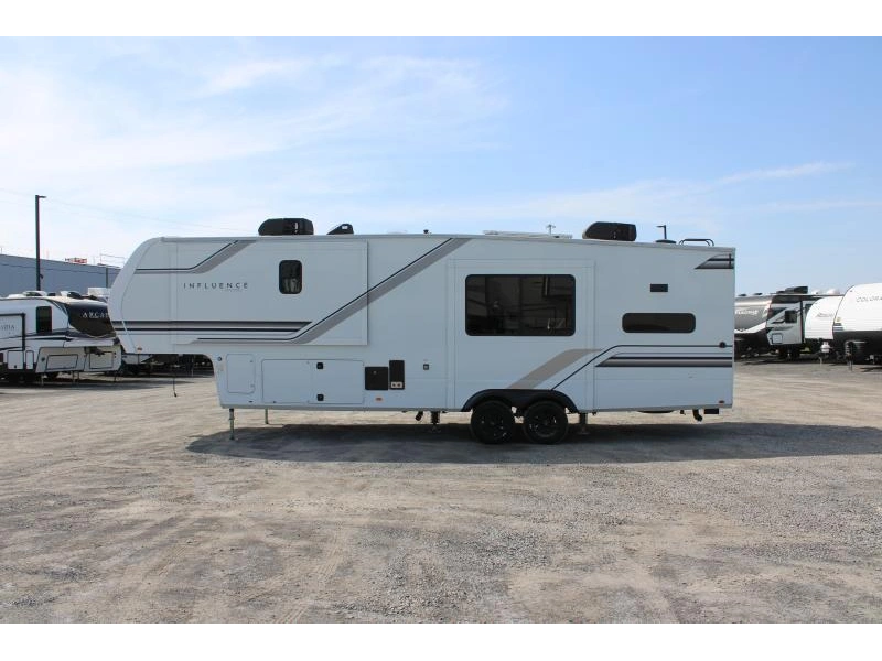 Grand Design Influence 3203gk 2025 alt