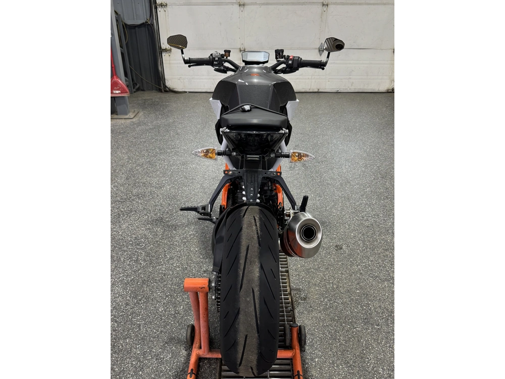 Ktm Super Duke R 2018 alt
