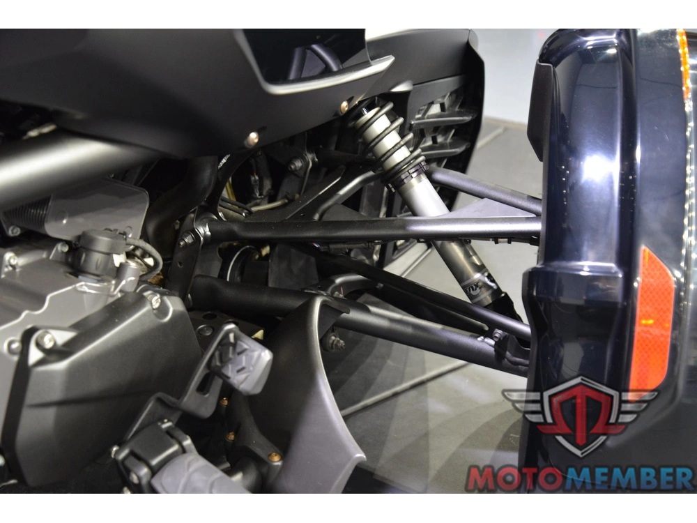 2021 Can-am Spyder F3-s alt