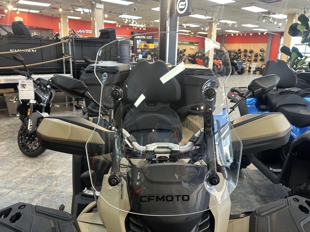 2026 Cfmoto Cforce 1000 Overland alt