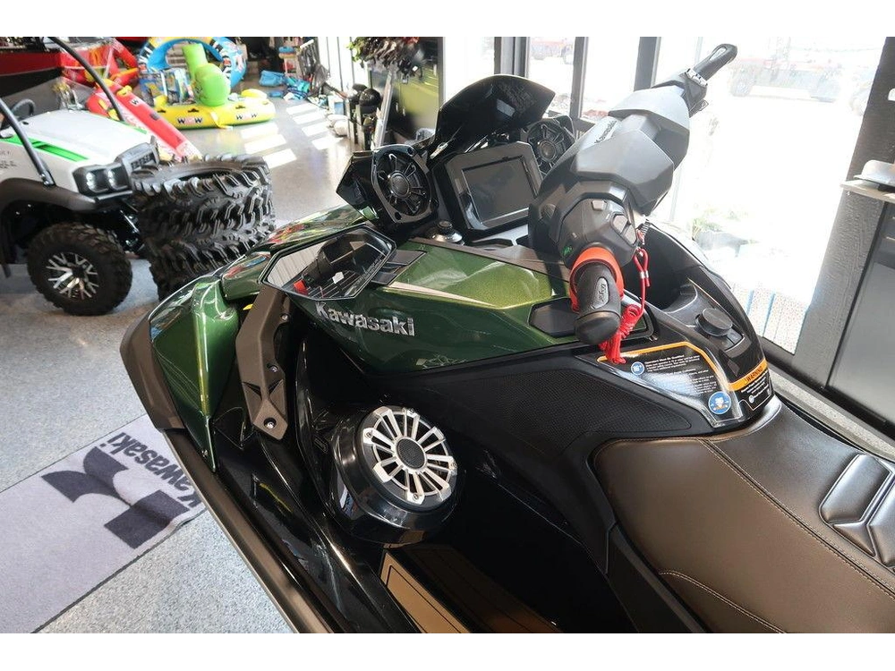 2025 Kawasaki Ultra 310lx alt