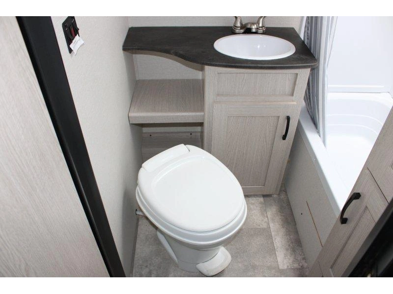 Coachmen Apex 194bhs 2022 alt