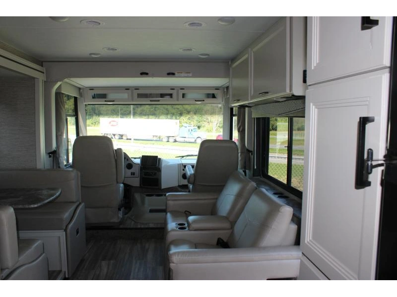 2023 Thor Motor Coach Ace 29g alt