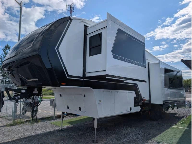 Brinkley Model Z Z3100 2027 alt
