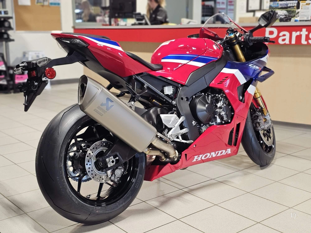 2026 Honda Cbr1000rr-r Fireblade Sp alt