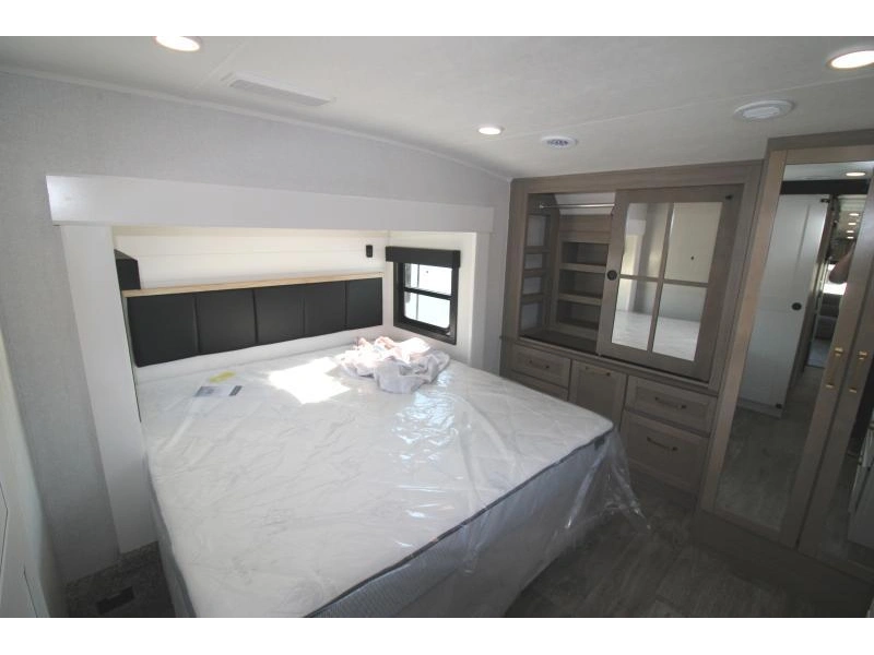2026 Jayco Eagle 355mbqs alt