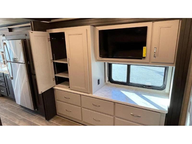 Thor Motor Coach Aria 3401 2023 alt
