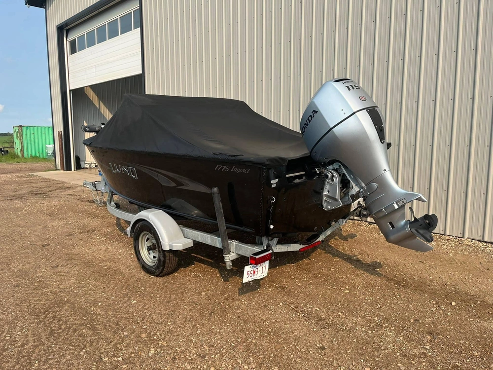 2018 Lund Boat Co 1775 Impact alt