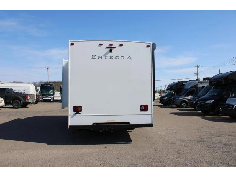 Entegra Coach Odyssey 22af.se 2025 alt