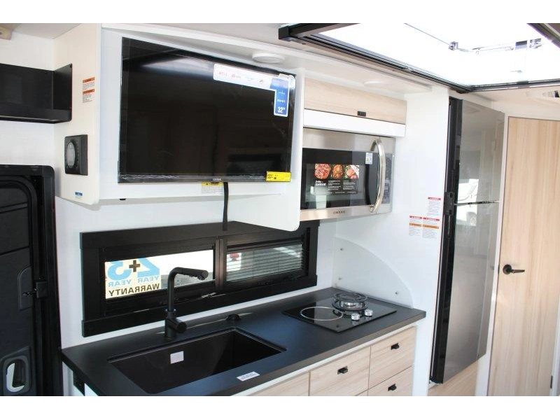 2026 Jayco Melbourne 25lp alt