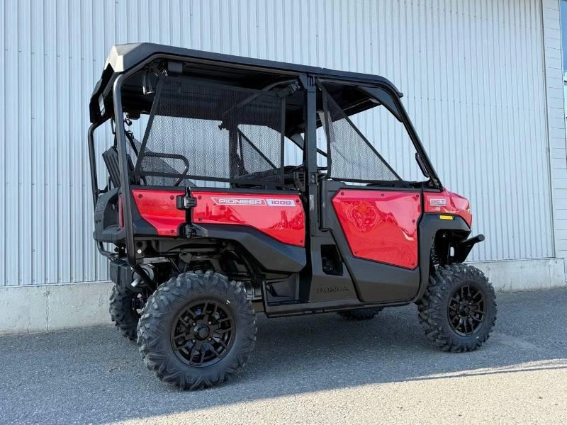 2026 Honda Pioneer 1000 - 5p Dlx alt