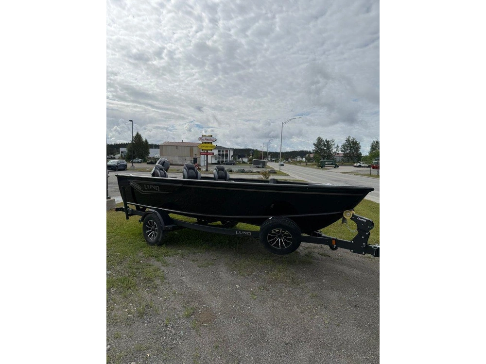 2027 Lund Boat Co 1800 Explorer Tiller alt