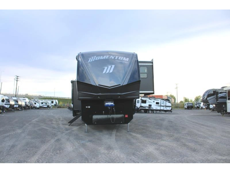 Grand Design Momentum 414m 2026 alt