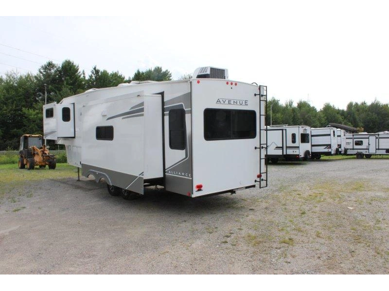 Alliance Avenue 32rls 2026 alt