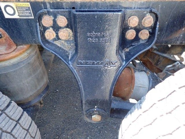 Peterbilt 589 2025