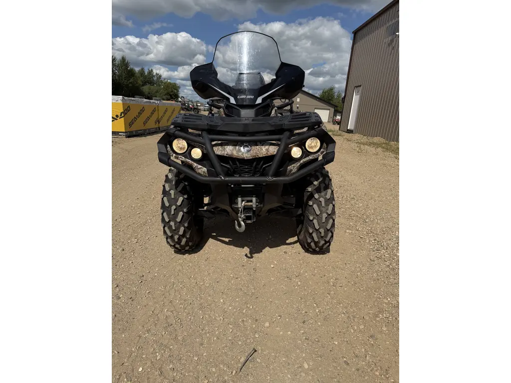 2014 Can-Am Outlander MAX XT 650