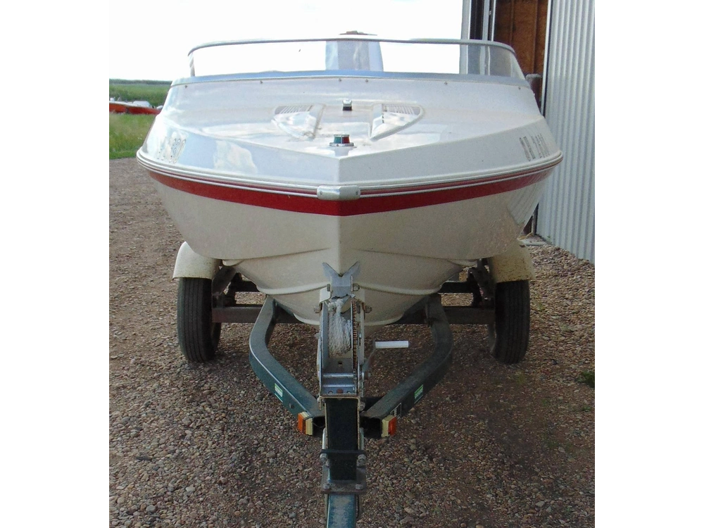 1977 Chrysler Boats Conquerer