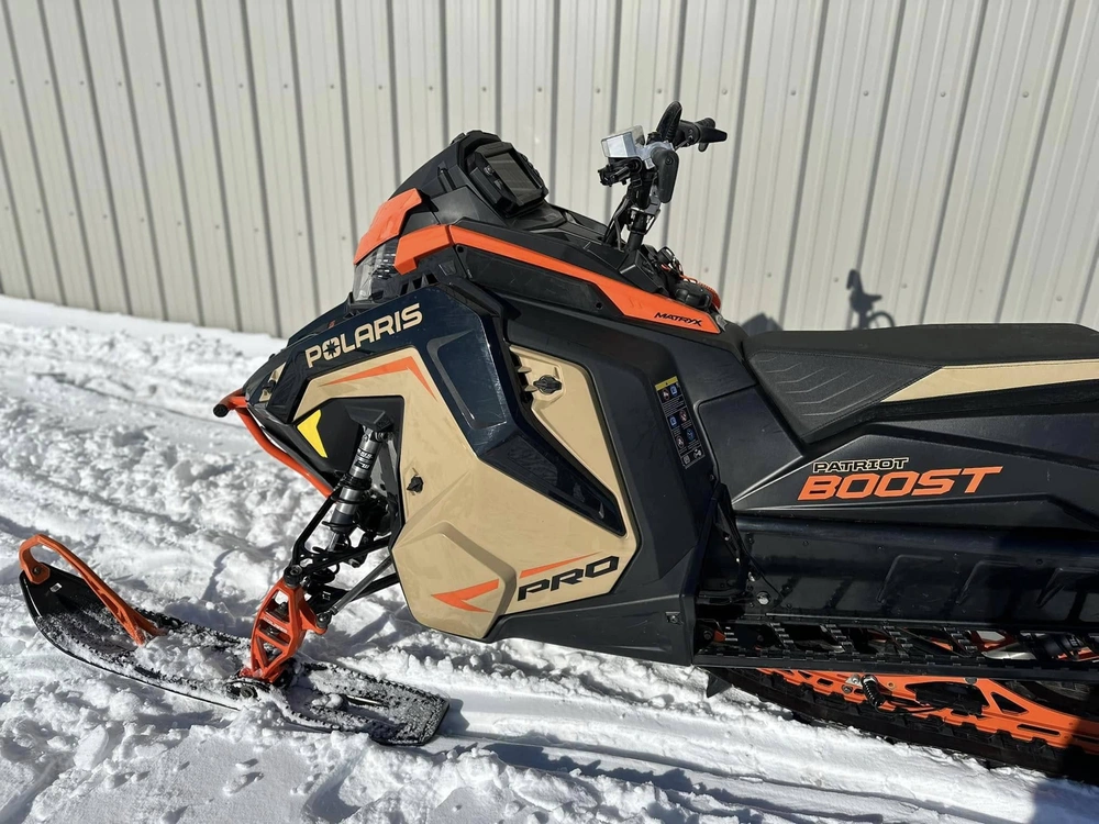 2022 Polaris Boost Pro Rmk Matryx Slash 165 X 2.75" alt