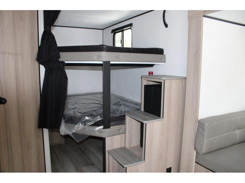 2026 Keystone Rv Coleman 26bx alt