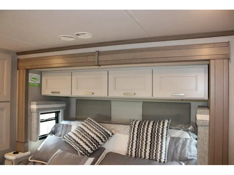 2027 Thor Motor Coach Aria 3702