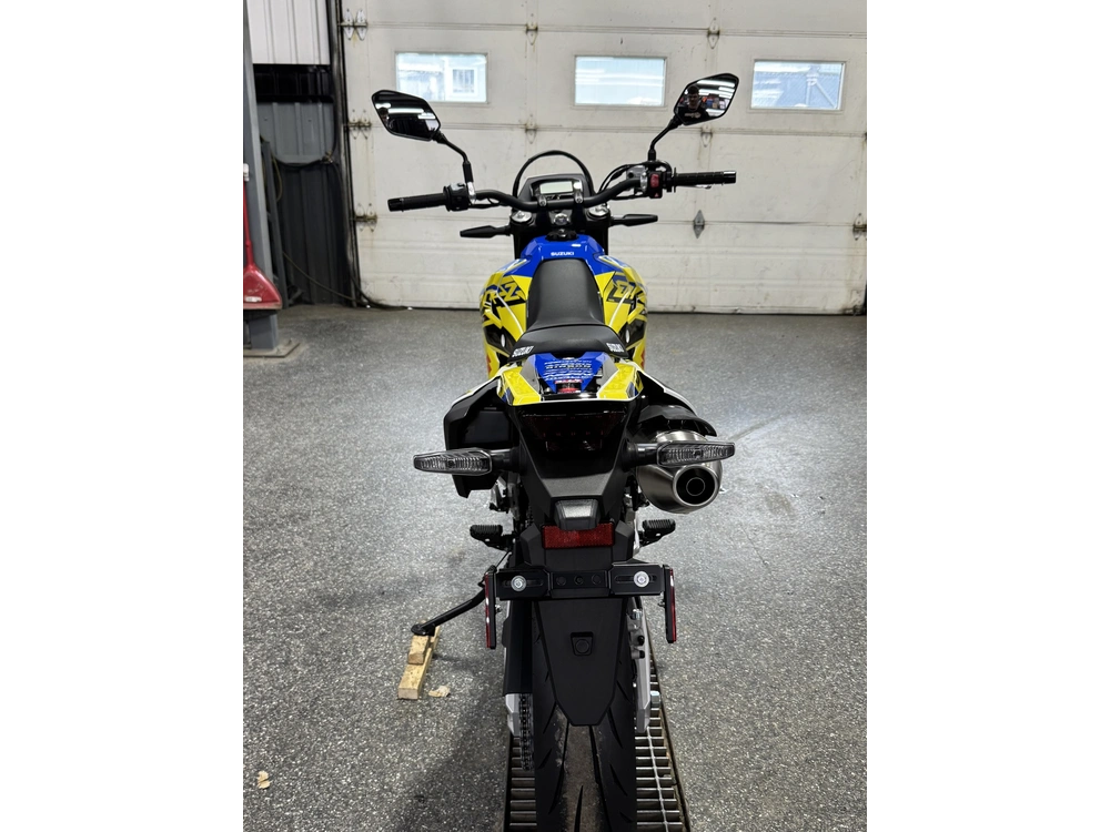 2025 Suzuki Dr-z4sm alt