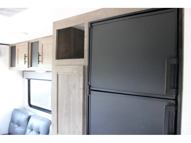 2022 Heartland Pionner 210rd alt