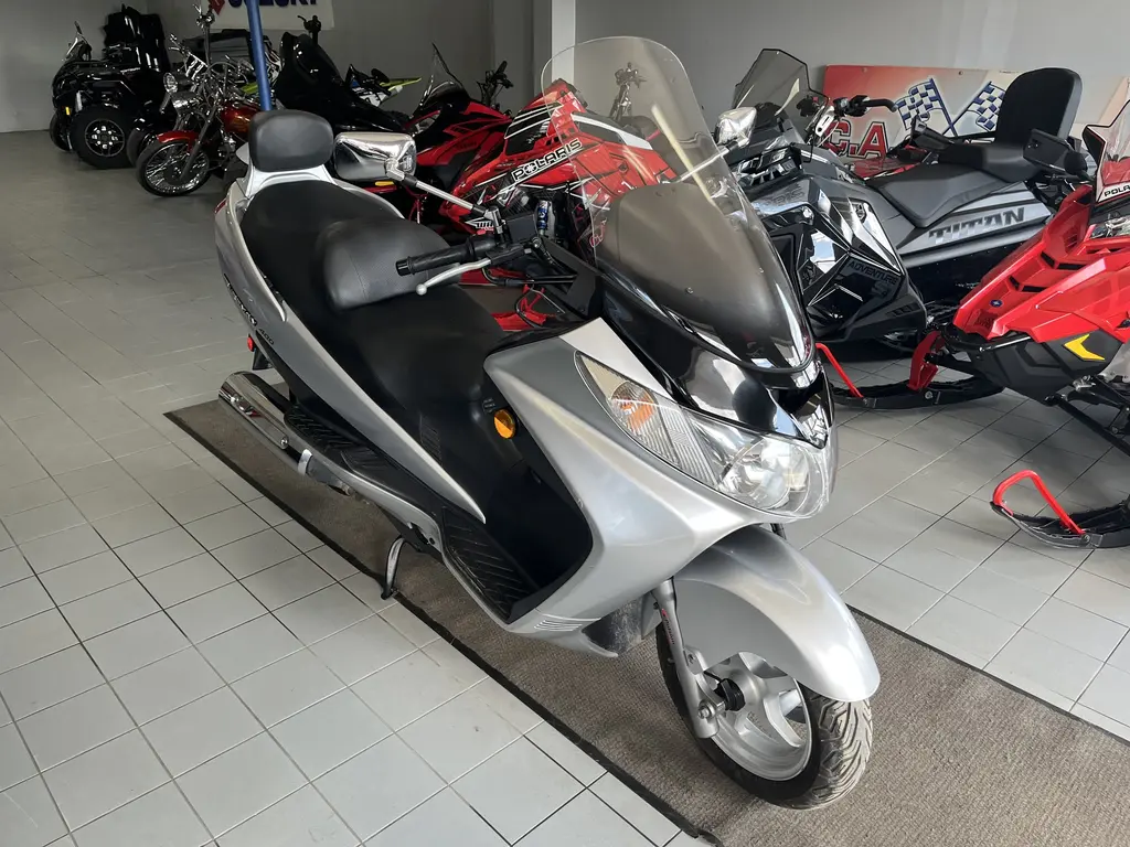 Suzuki BURGMAN 400 2004