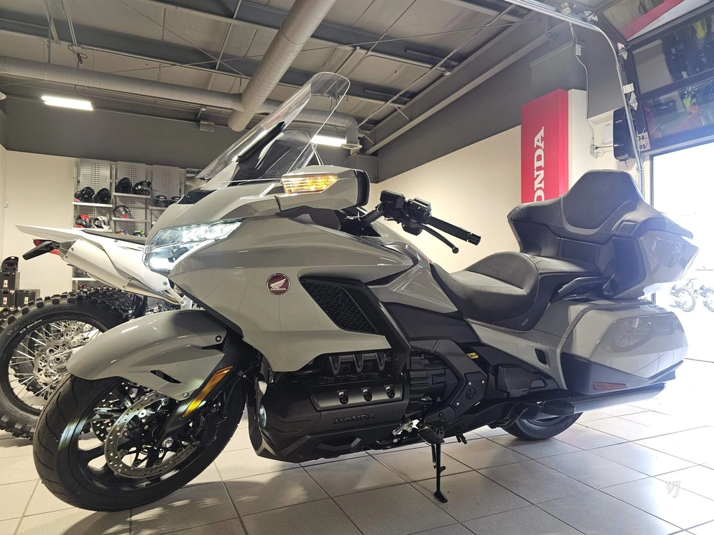 2026 Honda Gold Wing Tour Abs alt