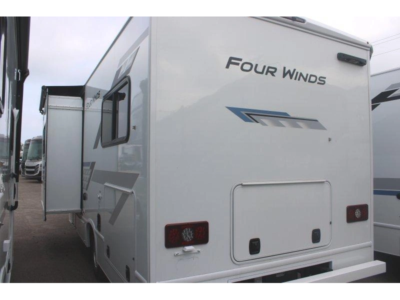 Thor Motor Coach Four Winds 25z 2027 alt