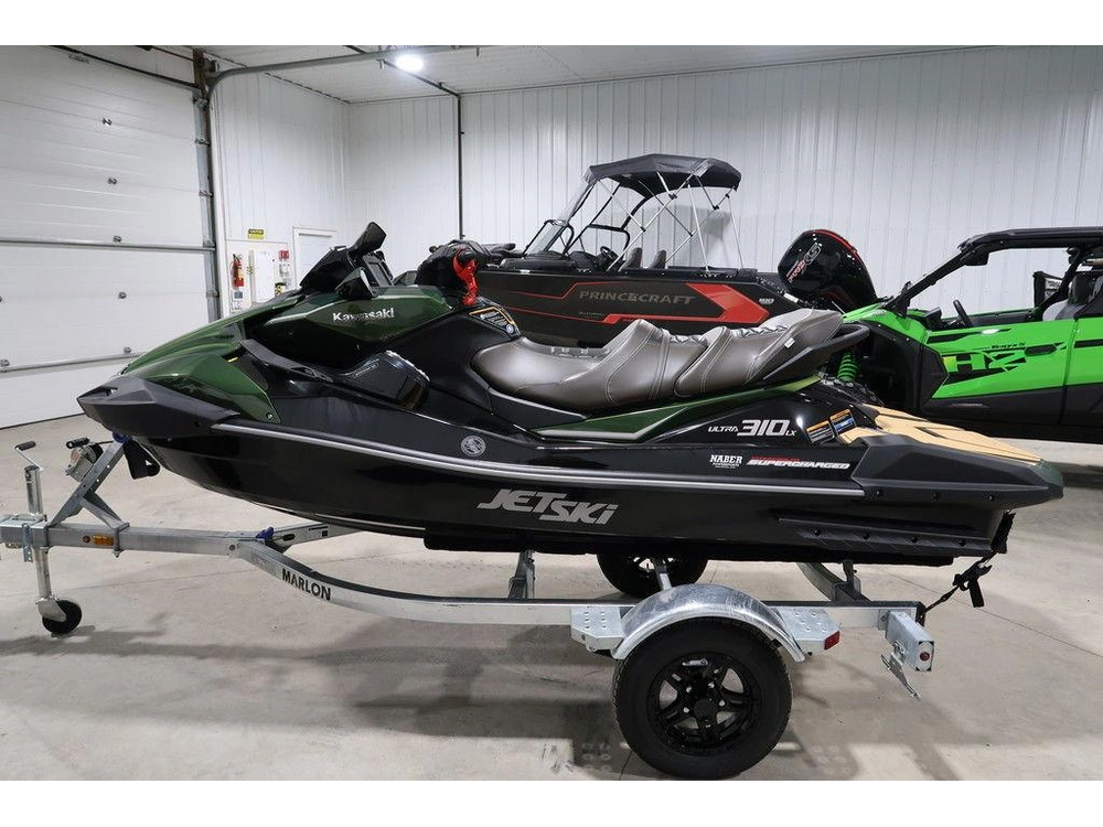 2025 Kawasaki Ultra 310lx alt