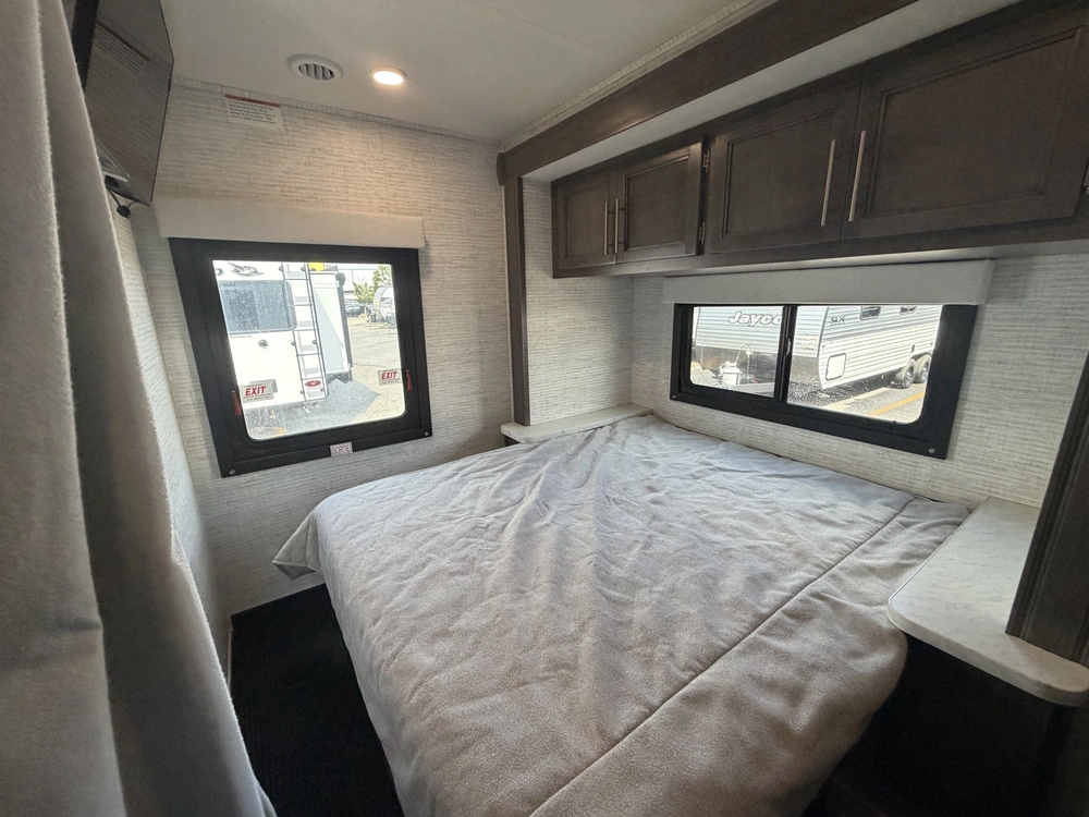 2025 Jayco Redhawk 22c alt