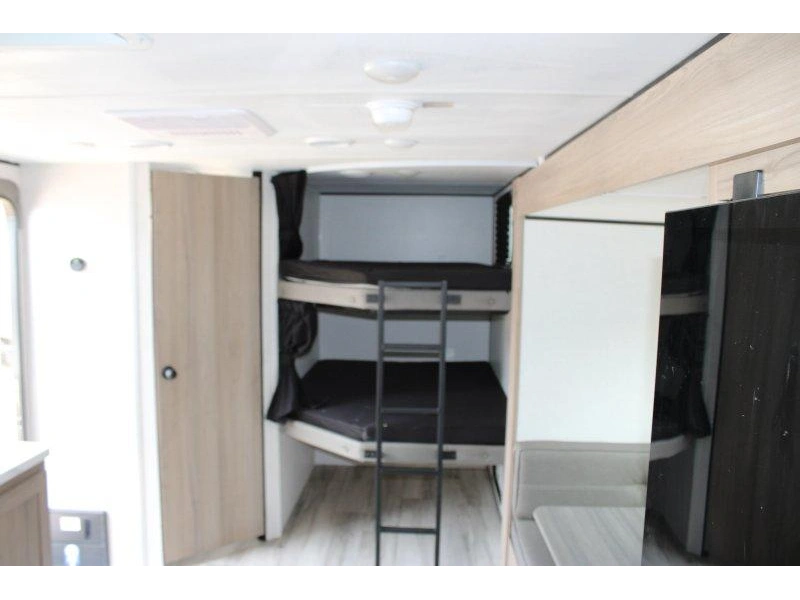 2026 Keystone Rv Coleman 22bx alt