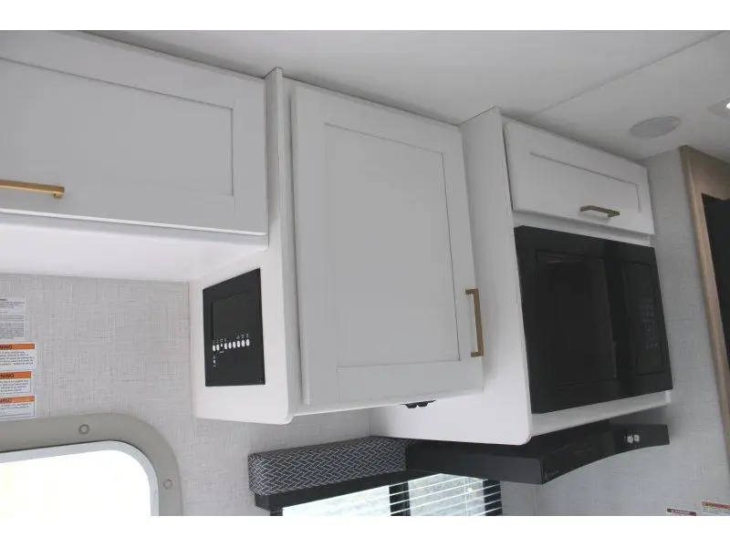Thor Motor Coach Four Winds 2027