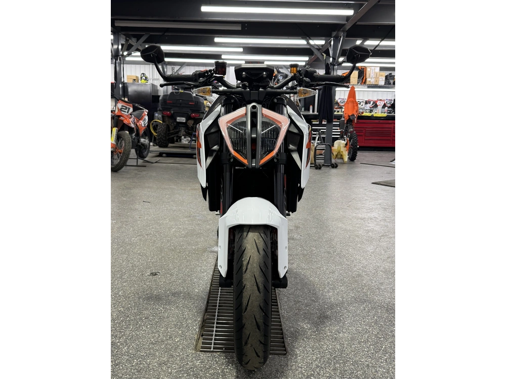Ktm Super Duke R 2018 alt
