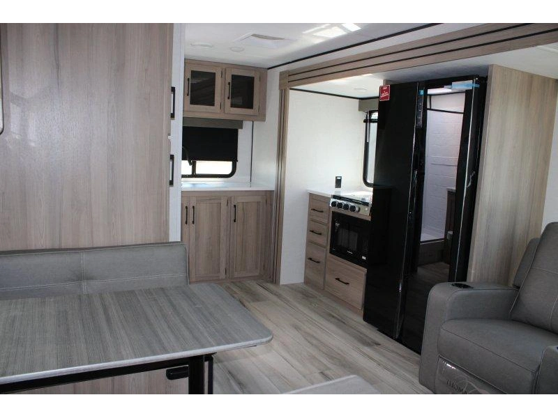 Keystone Rv Coleman 2115rk 2026 alt