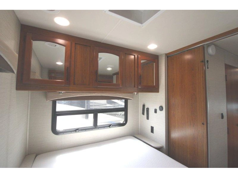Jayco Greyhawk 31fs 2017 alt