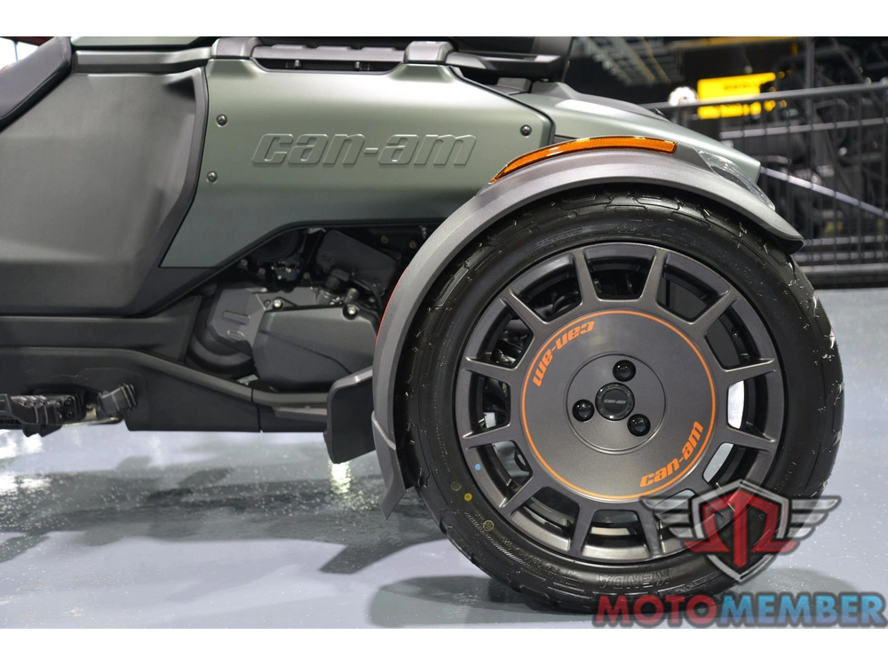 2025 Can-am Canyon Redrock alt