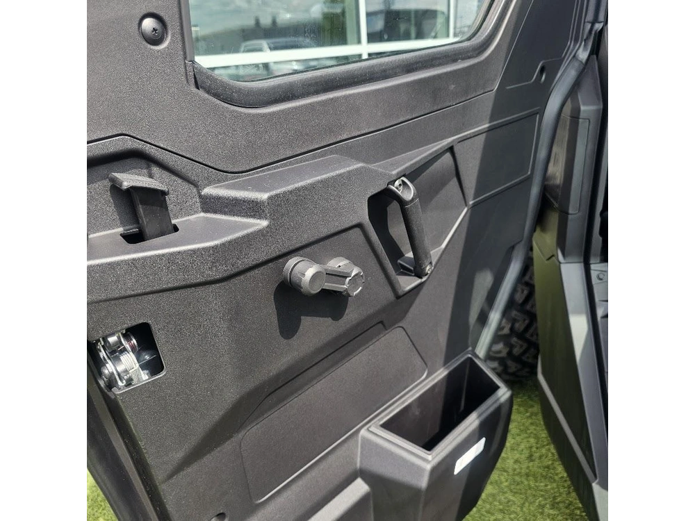 2026 Polaris Ranger 1000 Cab alt