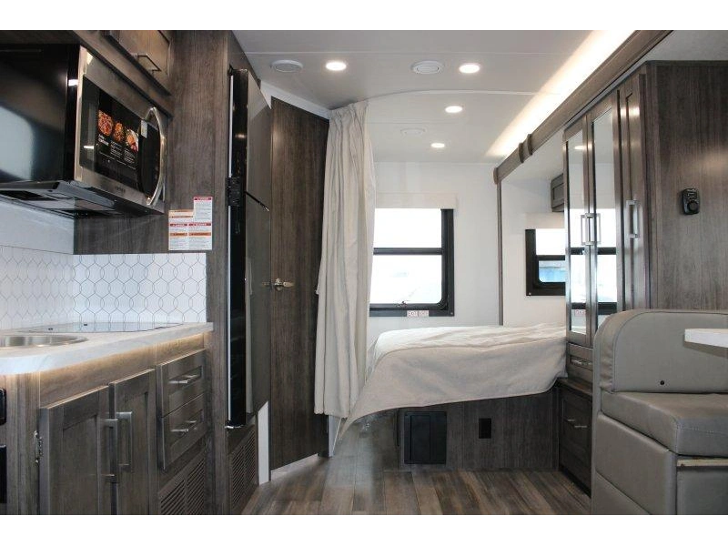 2026 Jayco Melbourne 24l alt