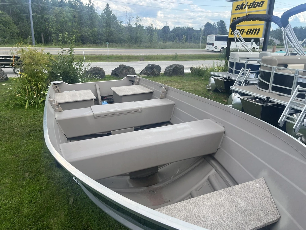 2023 Starcraft 16 Voyageaur Split Seat Tl alt