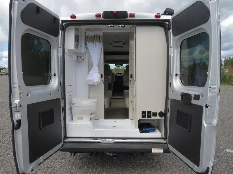 2027 Thor Motor Coach Tellaro 20L