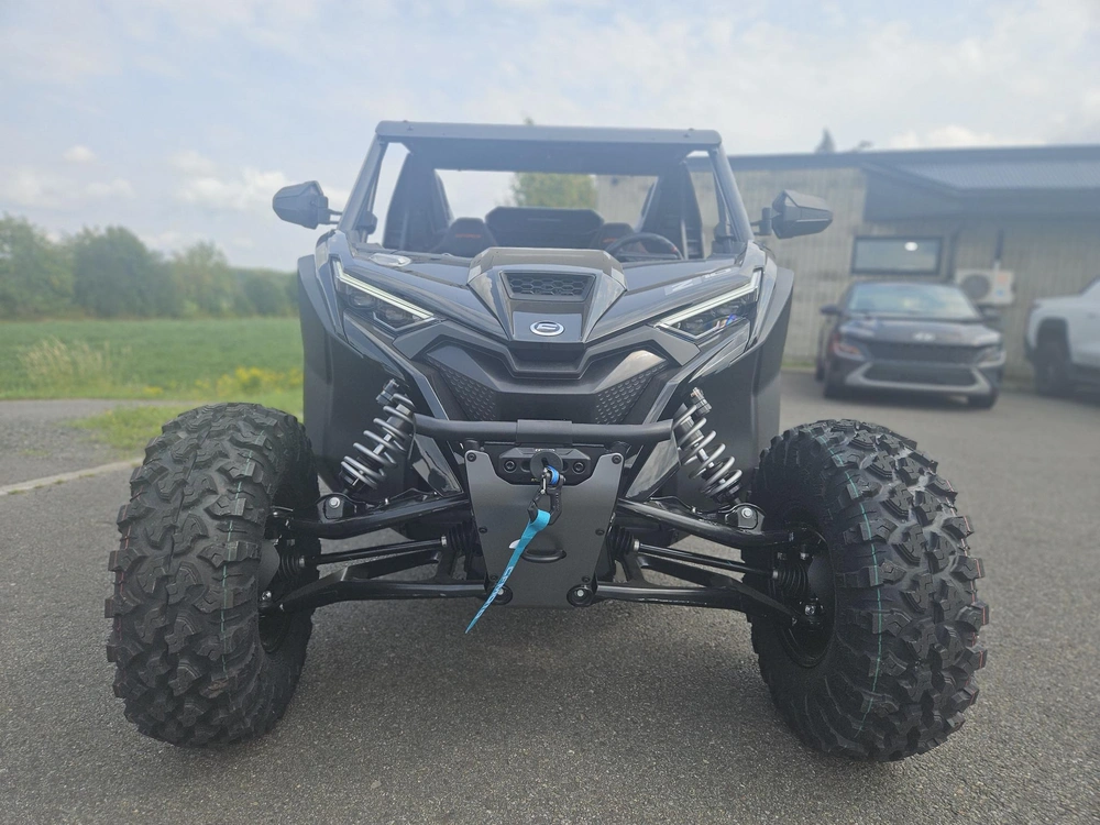Cfmoto Z10 2026 alt