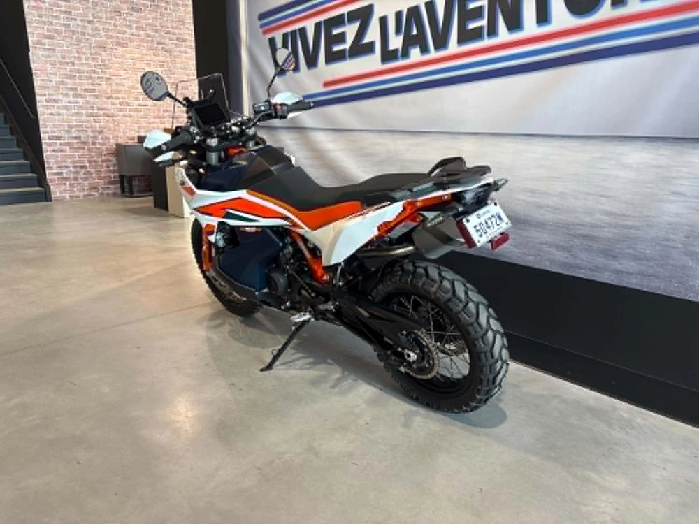 Ktm Adventure R 890 2024 alt