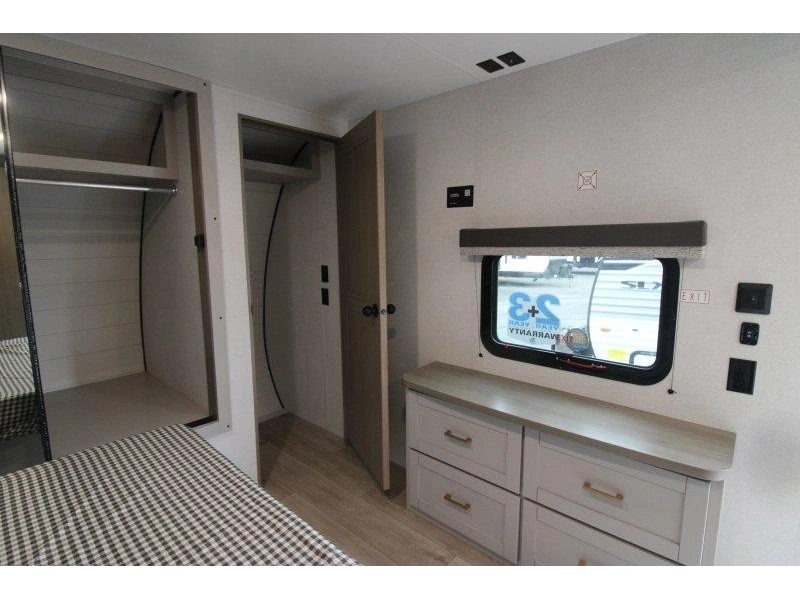 Jayco Jay Flight 325bht 2027 alt