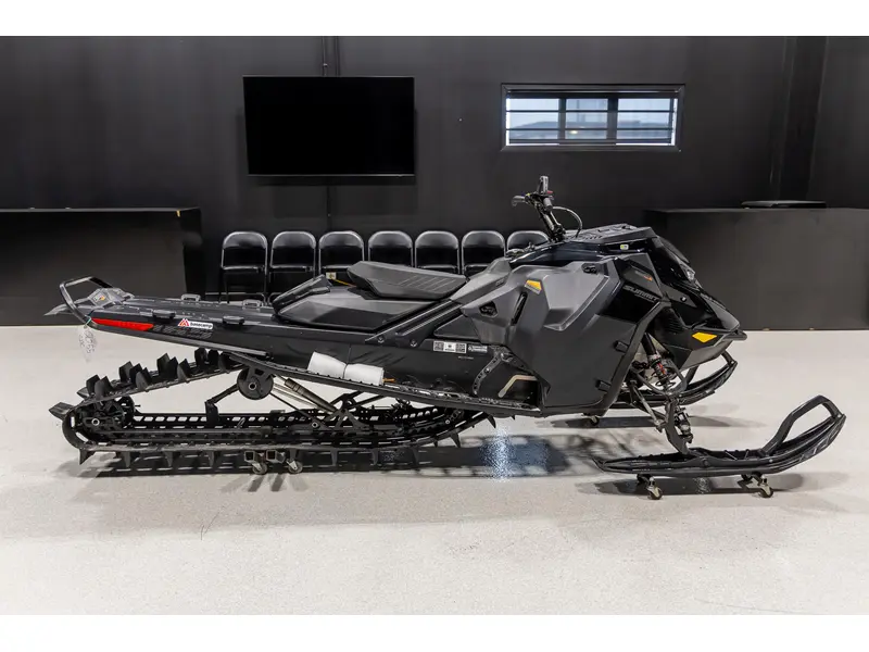 2026 Ski-Doo SUMMIT EDGE 165 TURBO CJTC